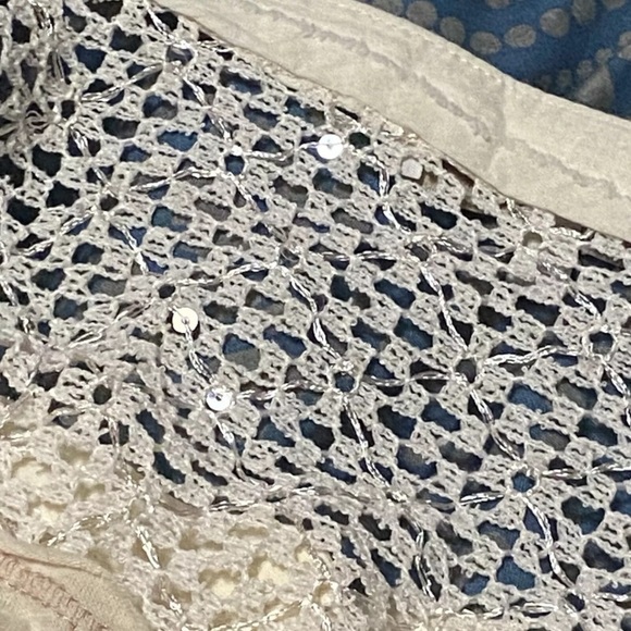 Miss Me Womens Long Sleeve Shirt XS Cream Lace Back Sequins Aztec Southwestern - Picture 11 of 11